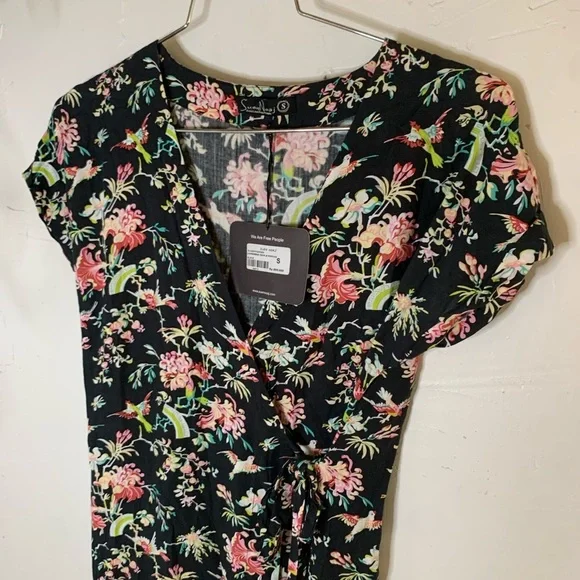 Floral Wrap Dress - Picture 9 of 11